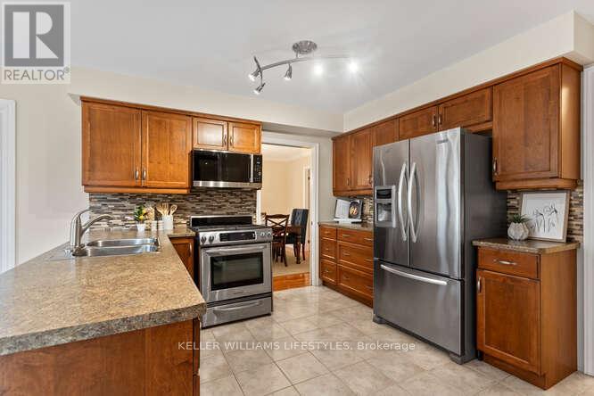 31 Mountainview Crescent, London South, Ontario  N6J 4M5 - Photo 13 - X12942974