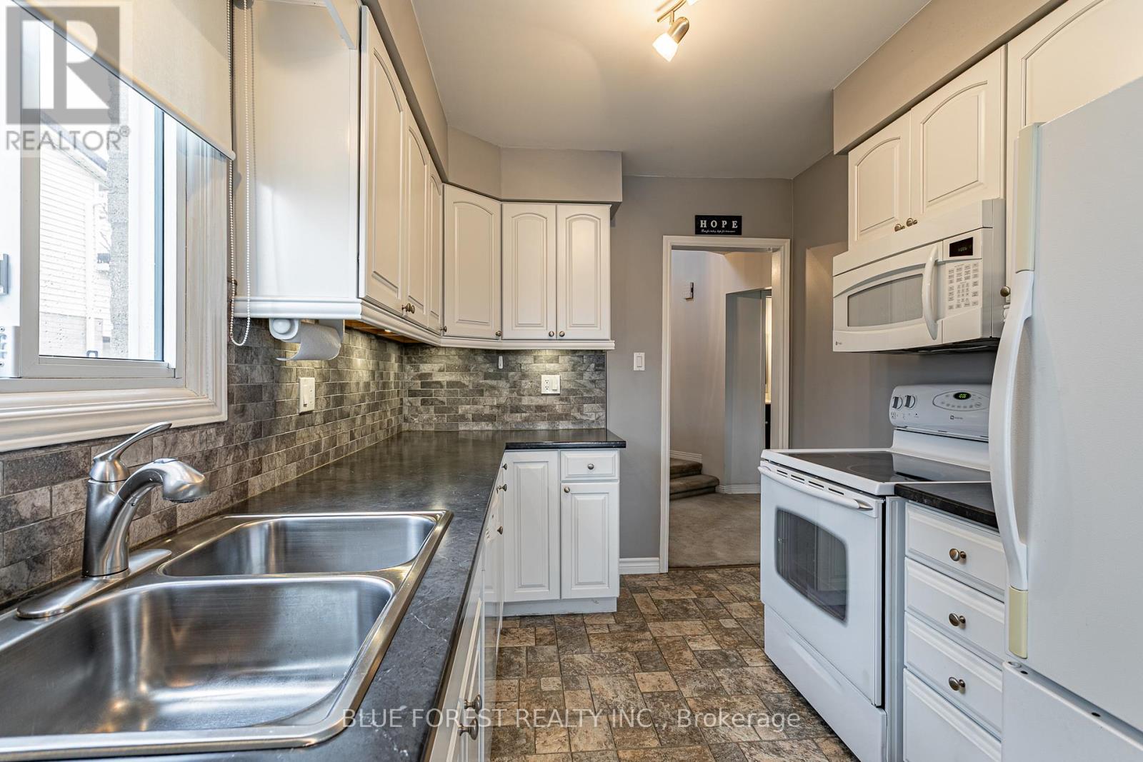 99 Chancton Crescent, London South, Ontario  N6E 2Y5 - Photo 14 - X12943010