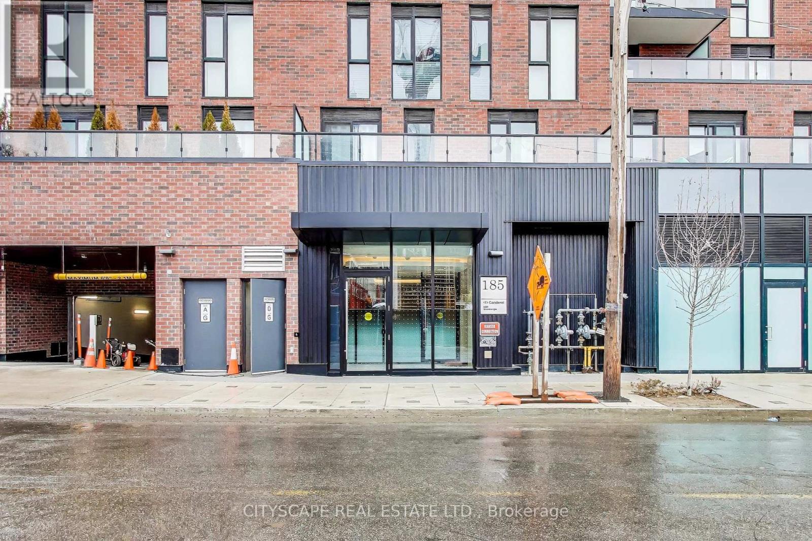 1210 - 185 Alberta Avenue, Toronto, Ontario  M6C 0A5 - Photo 4 - C12942858