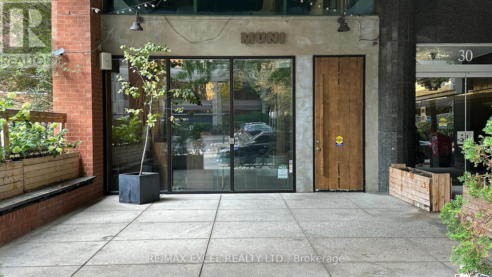 30 ST PARTICK STREET, Toronto, Ontario