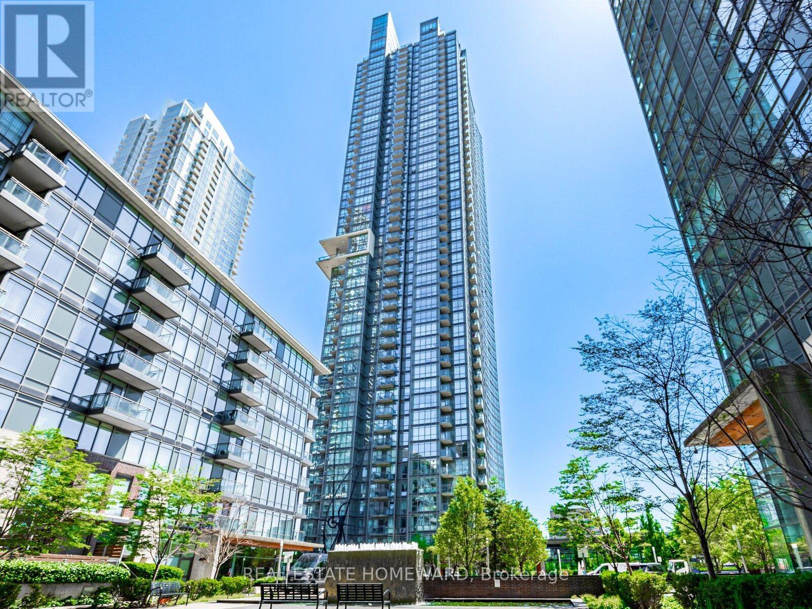 906 - 11 BRUNEL COURT, Toronto, Ontario