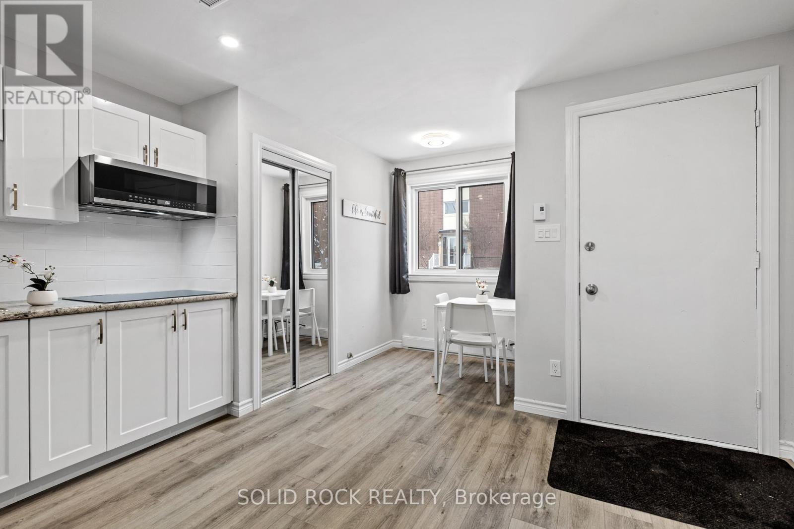 228 Lebreton Street N, Ottawa, Ontario  K1R 7J3 - Photo 7 - X12942810