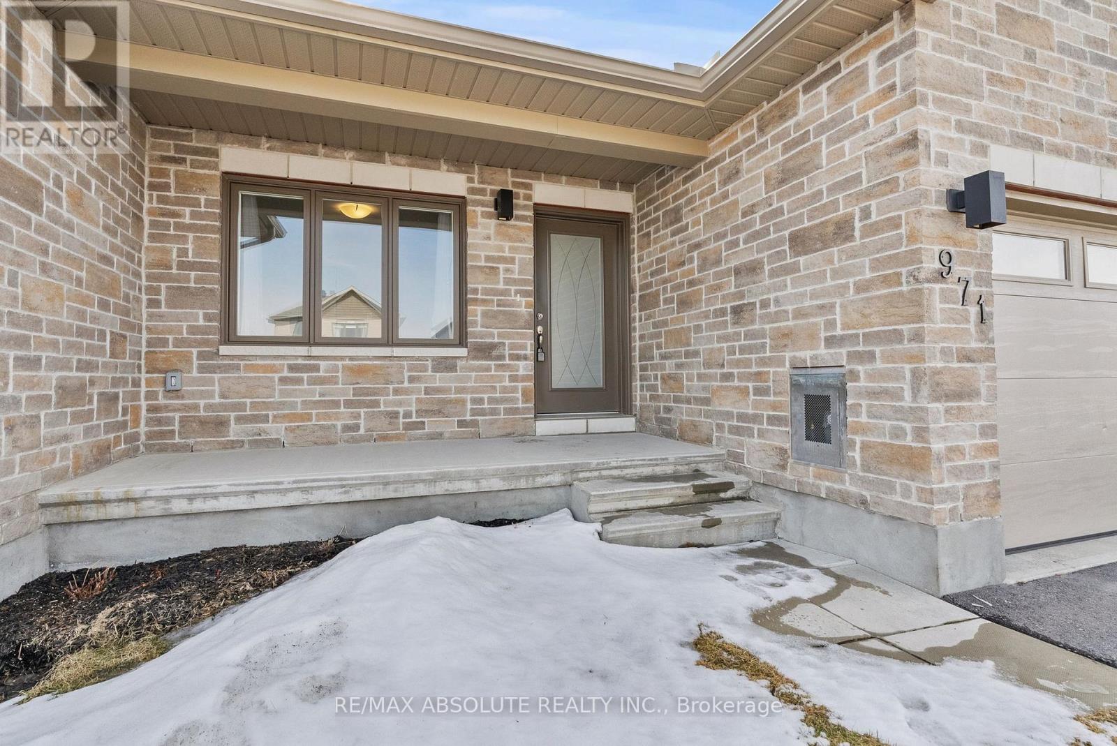 971 Leishman Drive, Mississippi Mills, Ontario  K0A 1A0 - Photo 2 - X12942922