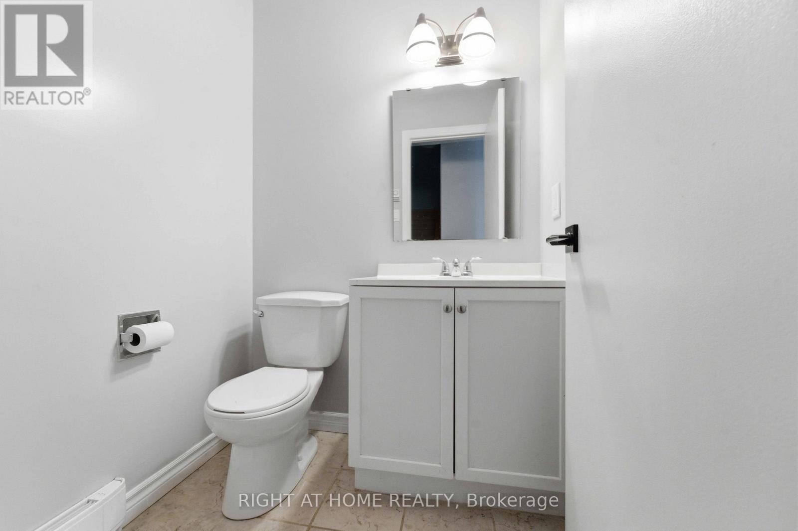 4 Chisholm Court, Ottawa, Ontario  K2K 1E2 - Photo 15 - X12942944