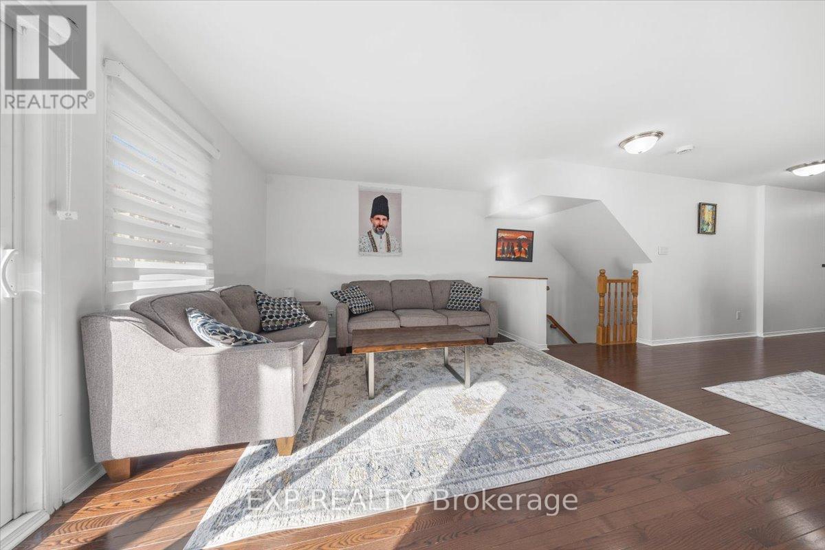 528 Reardon Private, Ottawa, Ontario  K1V 2L1 - Photo 11 - X12942970