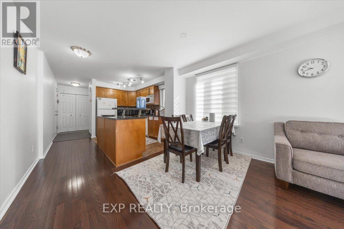 528 Reardon Private, Ottawa, Ontario  K1V 2L1 - Photo 8 - X12942970