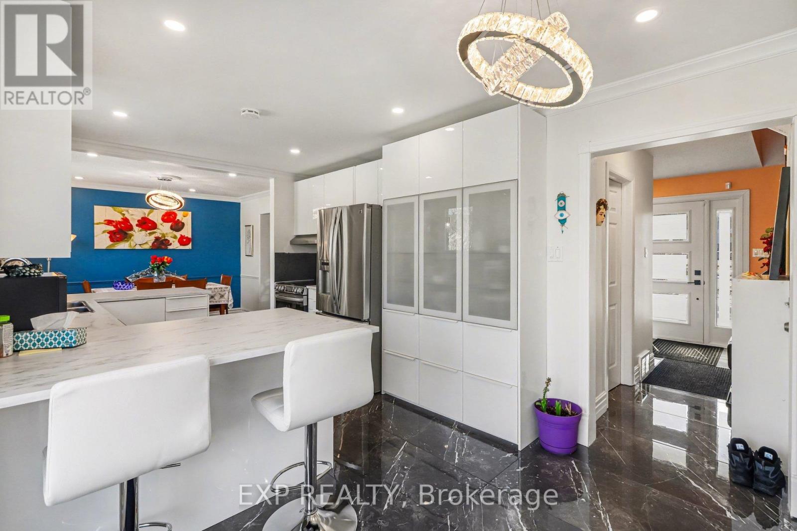 2332 Ogilvie Road, Ottawa, Ontario  K1J 7N6 - Photo 12 - X12942988