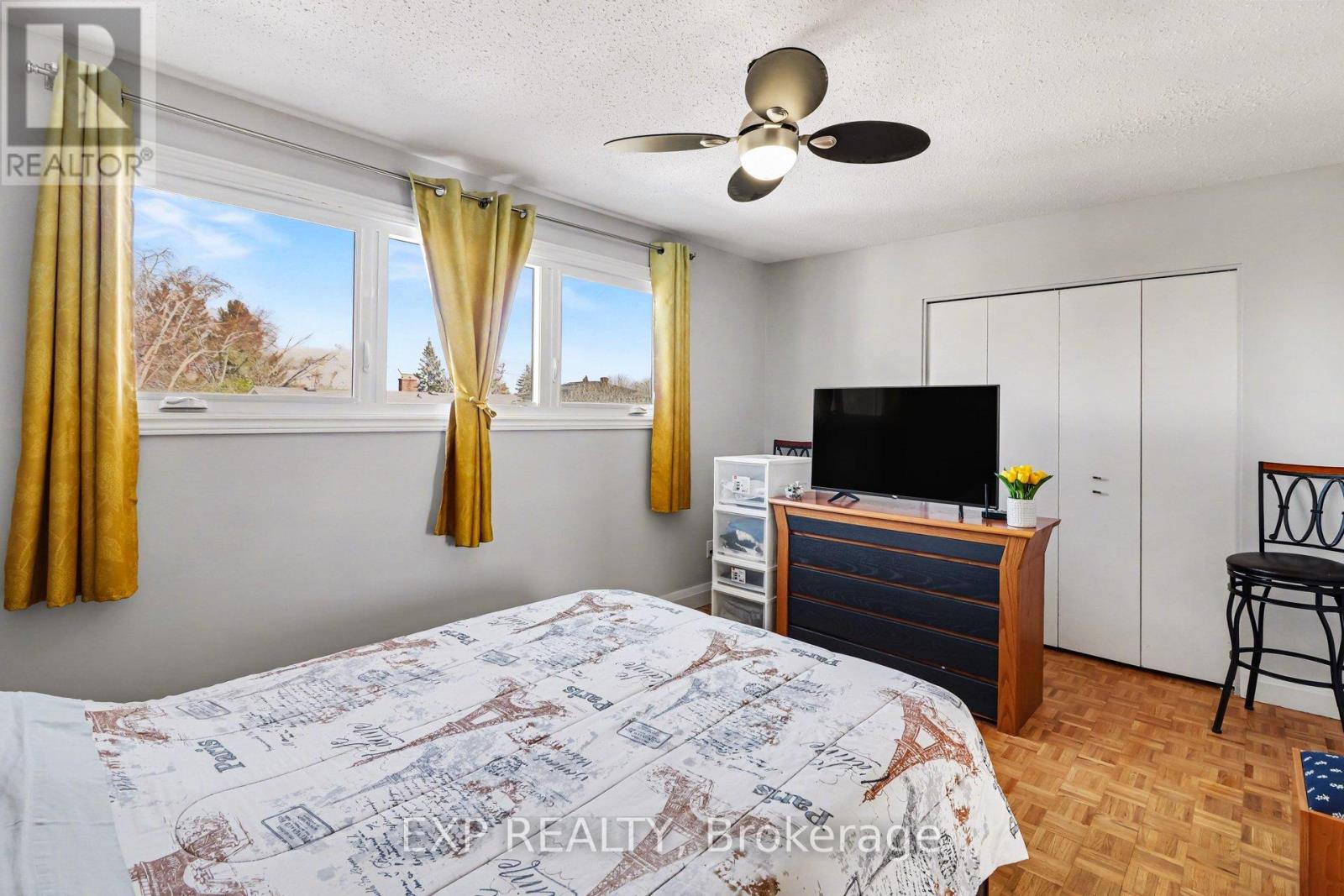 2332 Ogilvie Road, Ottawa, Ontario  K1J 7N6 - Photo 16 - X12942988