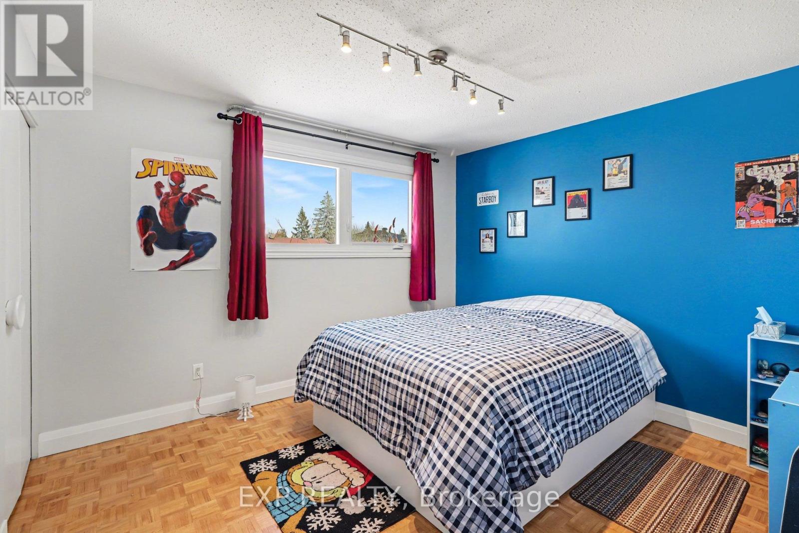 2332 Ogilvie Road, Ottawa, Ontario  K1J 7N6 - Photo 18 - X12942988