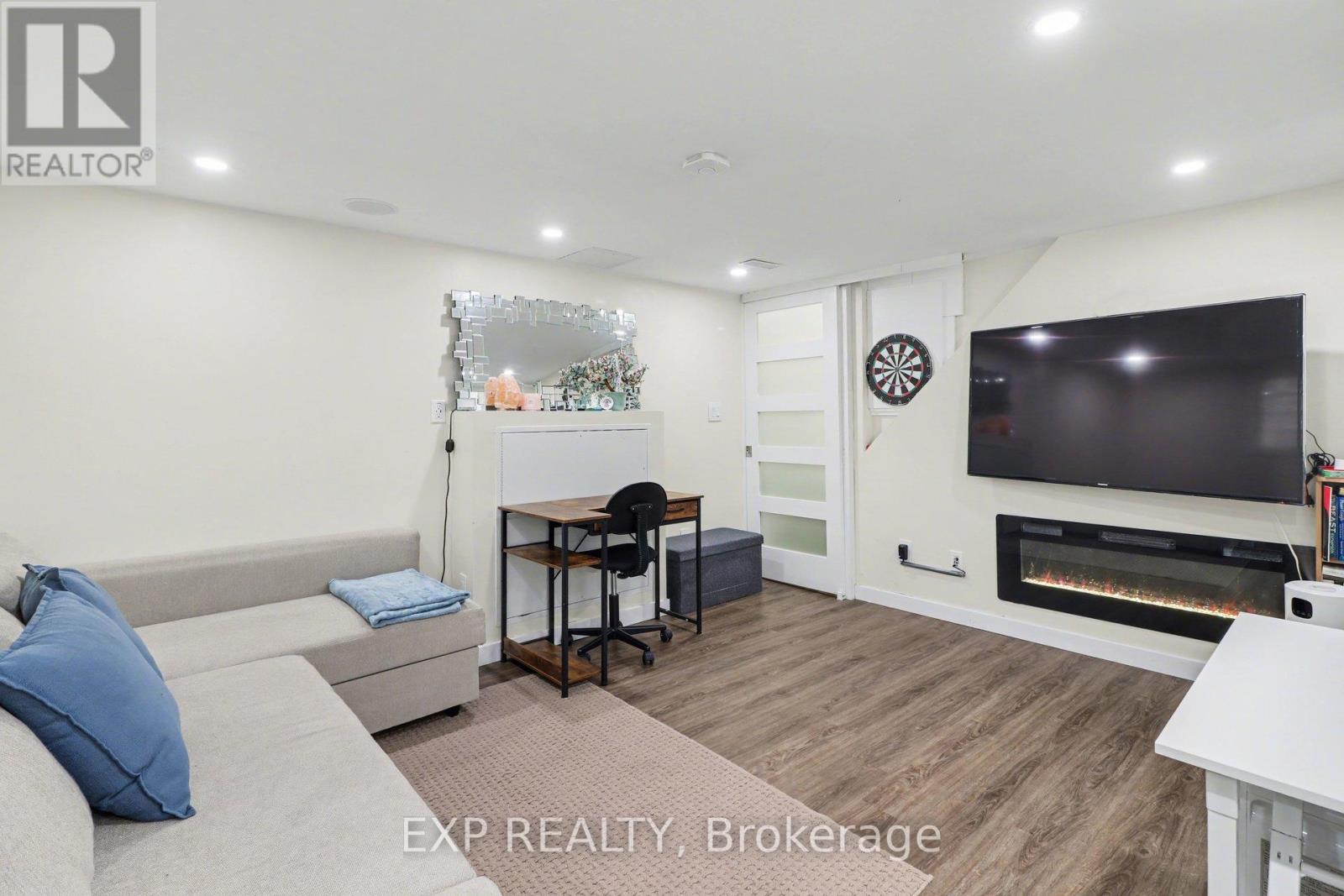 2332 Ogilvie Road, Ottawa, Ontario  K1J 7N6 - Photo 31 - X12942988