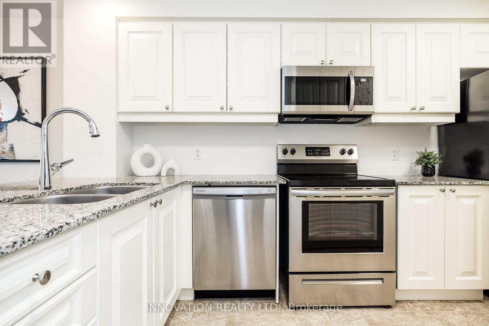 112 Gelderland Private, Ottawa, Ontario  K2V 0H7 - Photo 7 - X12943020