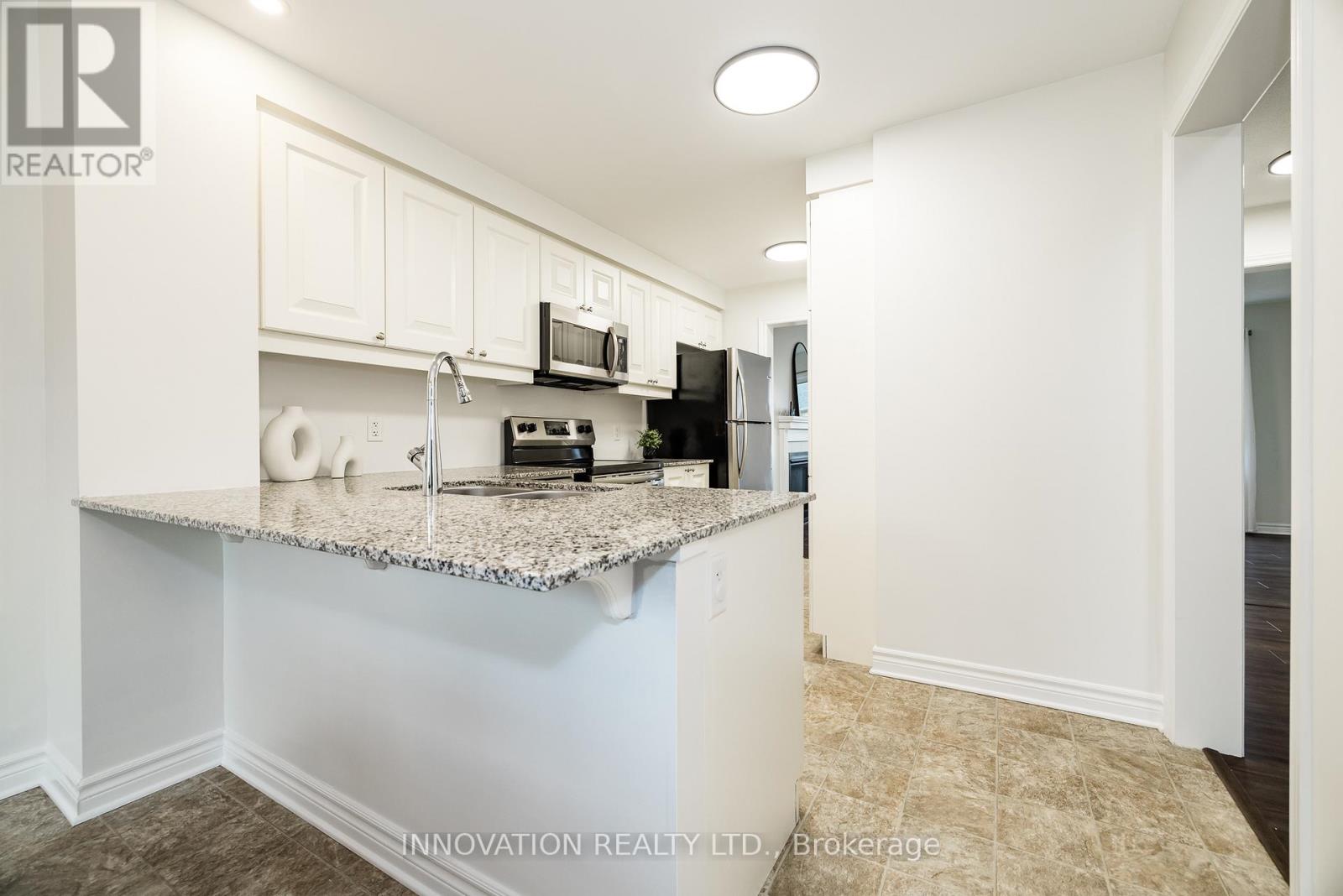 112 Gelderland Private, Ottawa, Ontario  K2V 0H7 - Photo 8 - X12943020