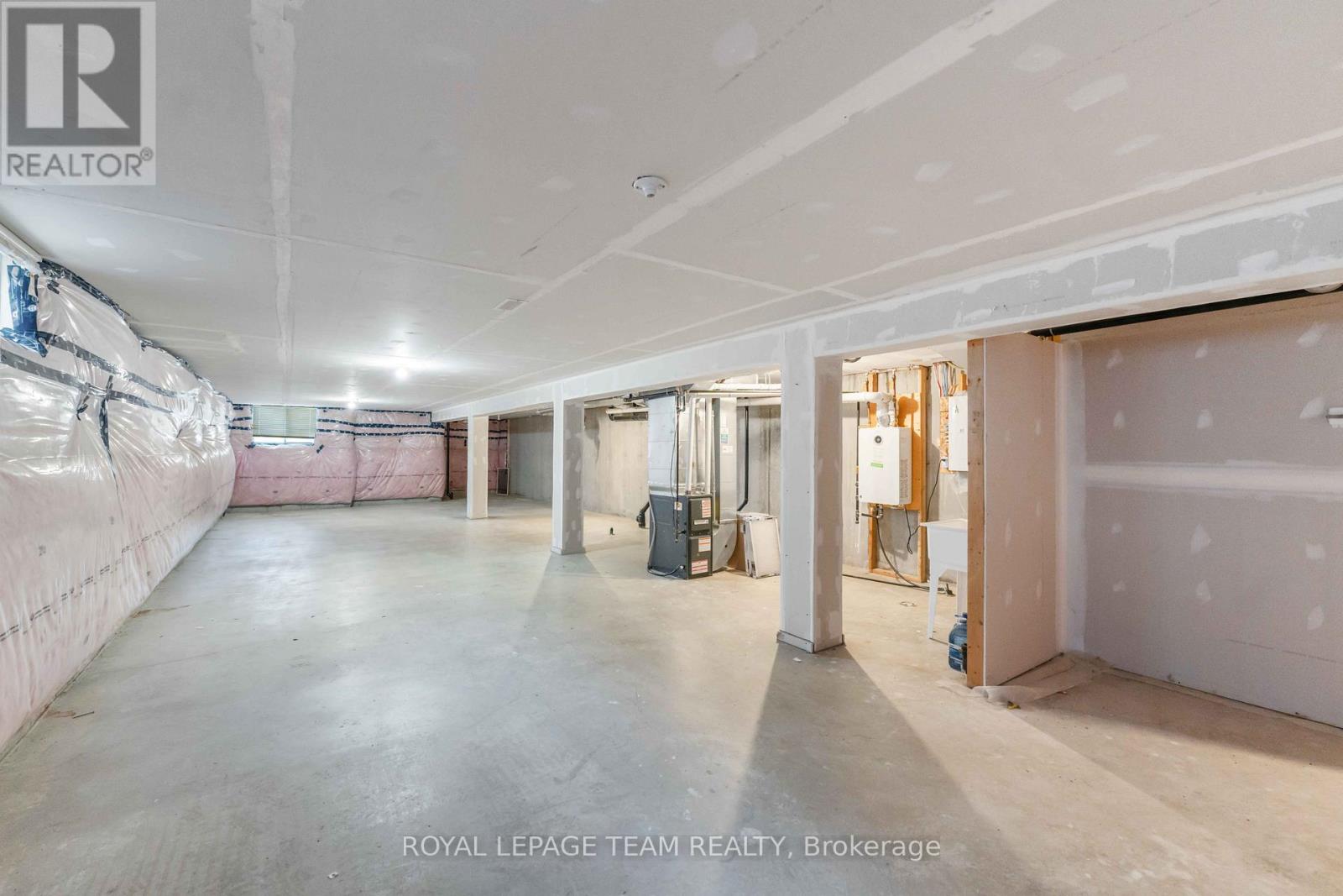 140 Walleye Private, Ottawa, Ontario  K2J 6R2 - Photo 26 - X12943026