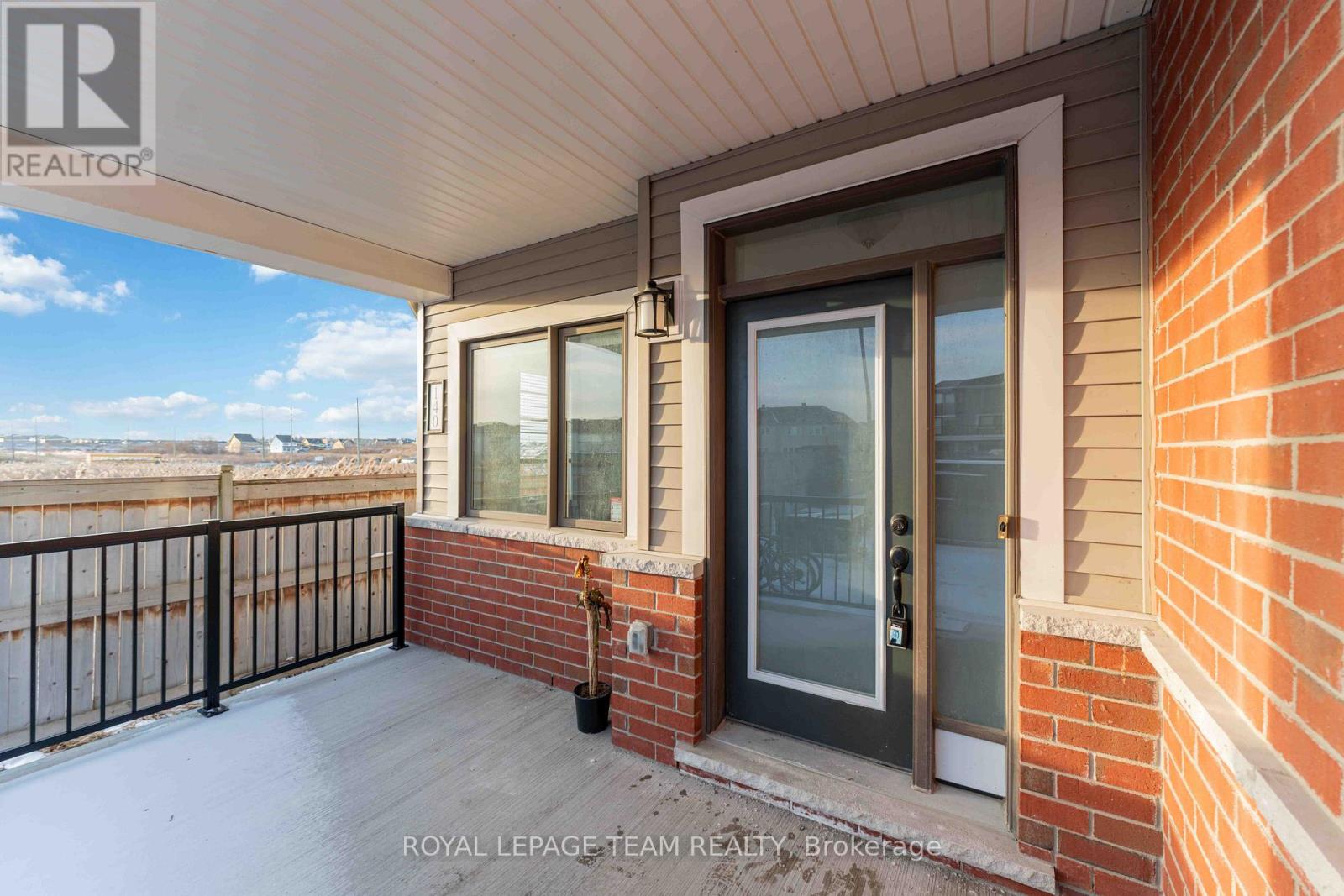 140 Walleye Private, Ottawa, Ontario  K2J 6R2 - Photo 3 - X12943026