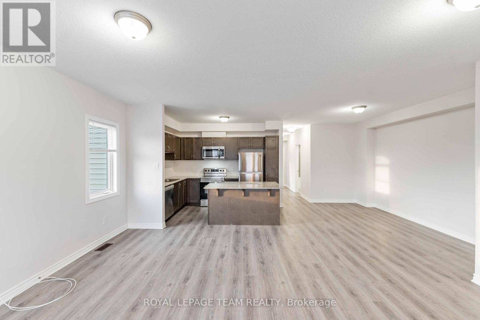 140 Walleye Private, Ottawa, Ontario  K2J 6R2 - Photo 7 - X12943026