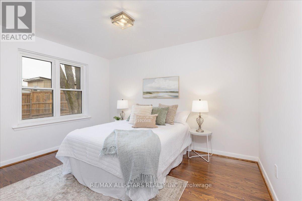 55 Sancrest Drive, Toronto, Ontario  M1P 4A7 - Photo 14 - E12942972