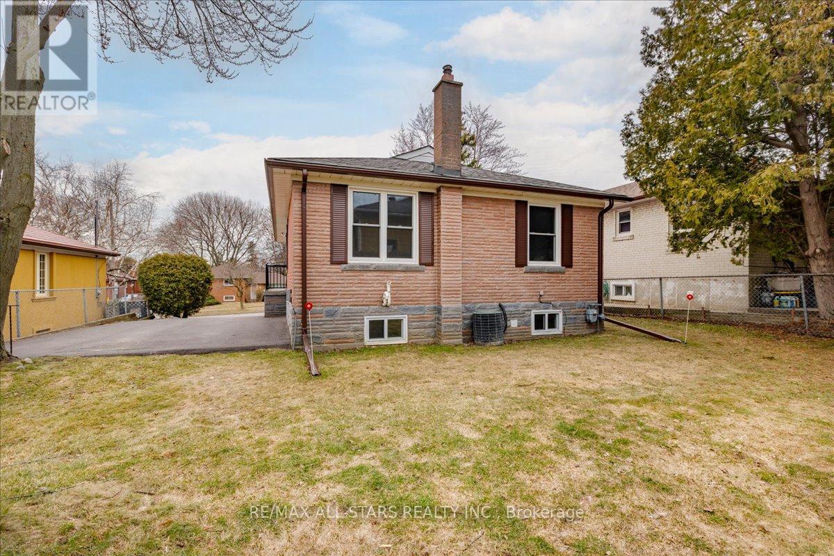 55 Sancrest Drive, Toronto, Ontario  M1P 4A7 - Photo 24 - E12942972