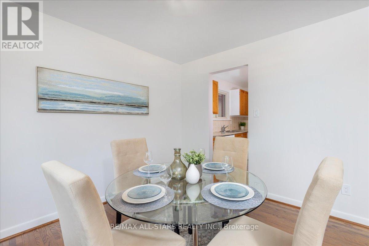 55 Sancrest Drive, Toronto, Ontario  M1P 4A7 - Photo 9 - E12942972