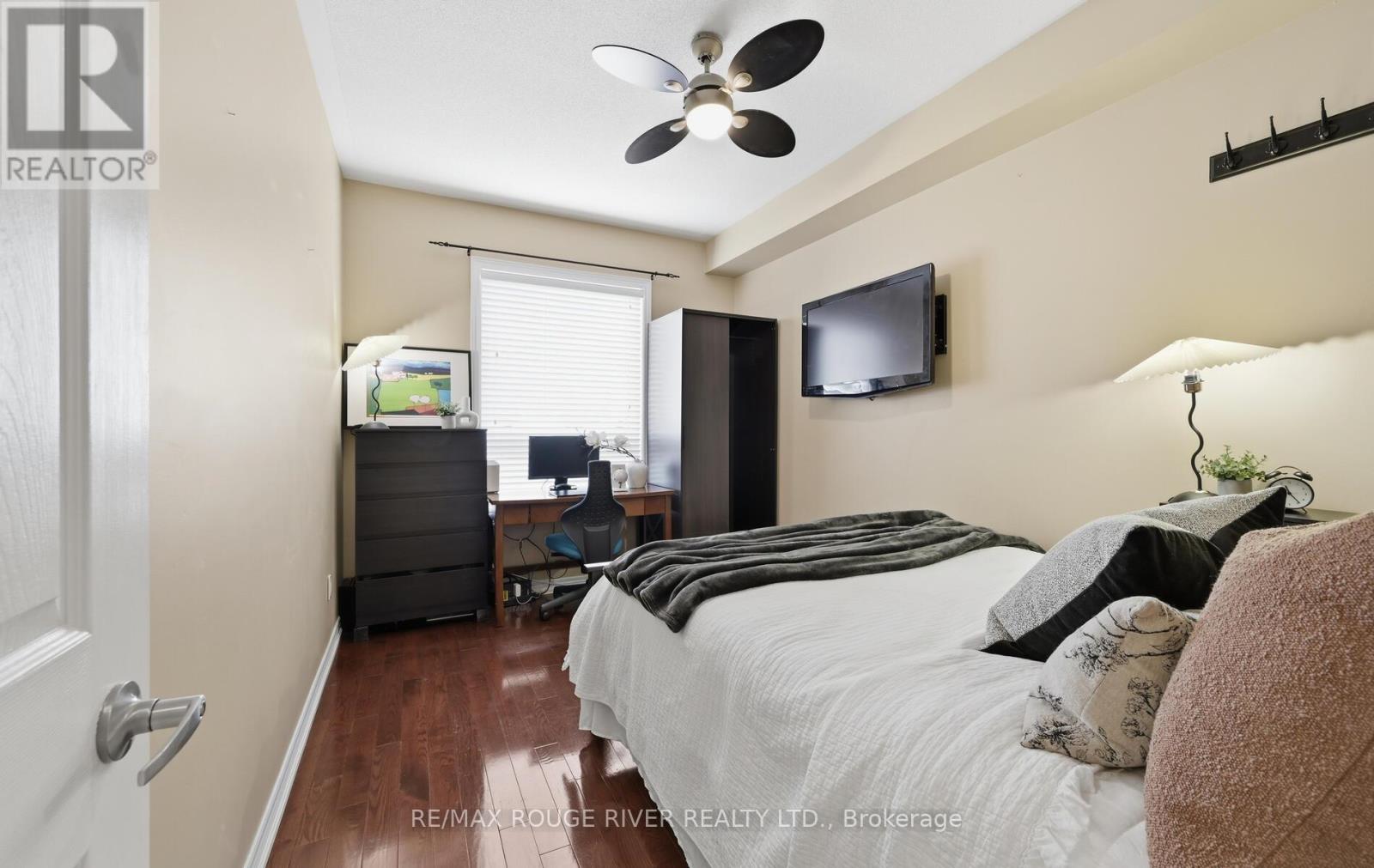 26 Corsham Drive, Whitby, Ontario  L1M 2K5 - Photo 18 - E12943004