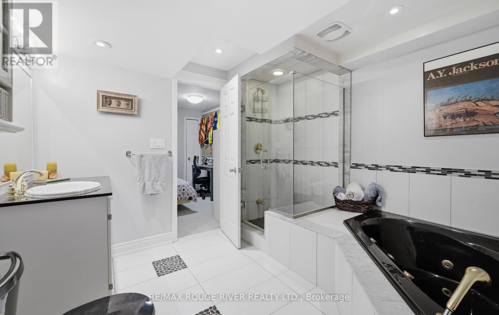 26 Corsham Drive, Whitby, Ontario  L1M 2K5 - Photo 35 - E12943004