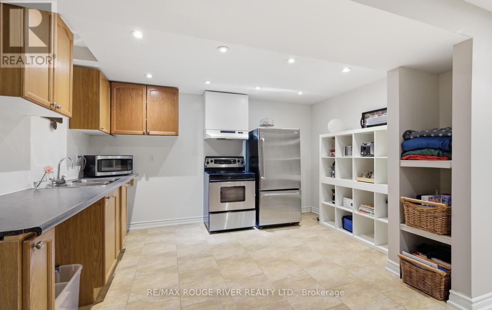 26 Corsham Drive, Whitby, Ontario  L1M 2K5 - Photo 40 - E12943004