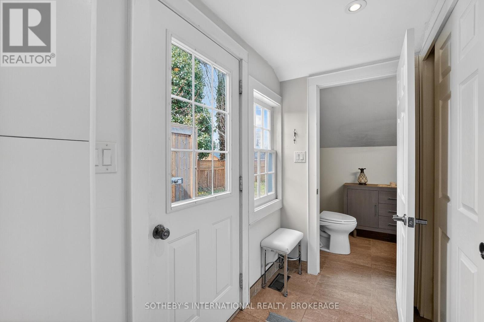 119 Johnson Street, Niagara-On-The-Lake, Ontario  L0S 0A1 - Photo 11 - X12942820