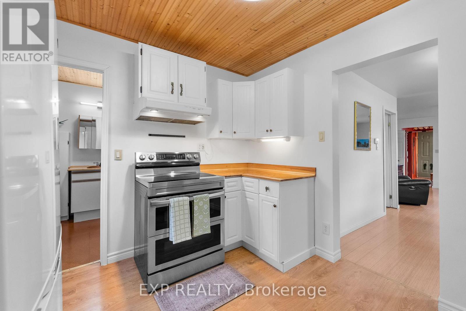 240 Lincoln Road W, Fort Erie (Crystal Beach), Ontario  L0S 1B0 - Photo 11 - X12942834