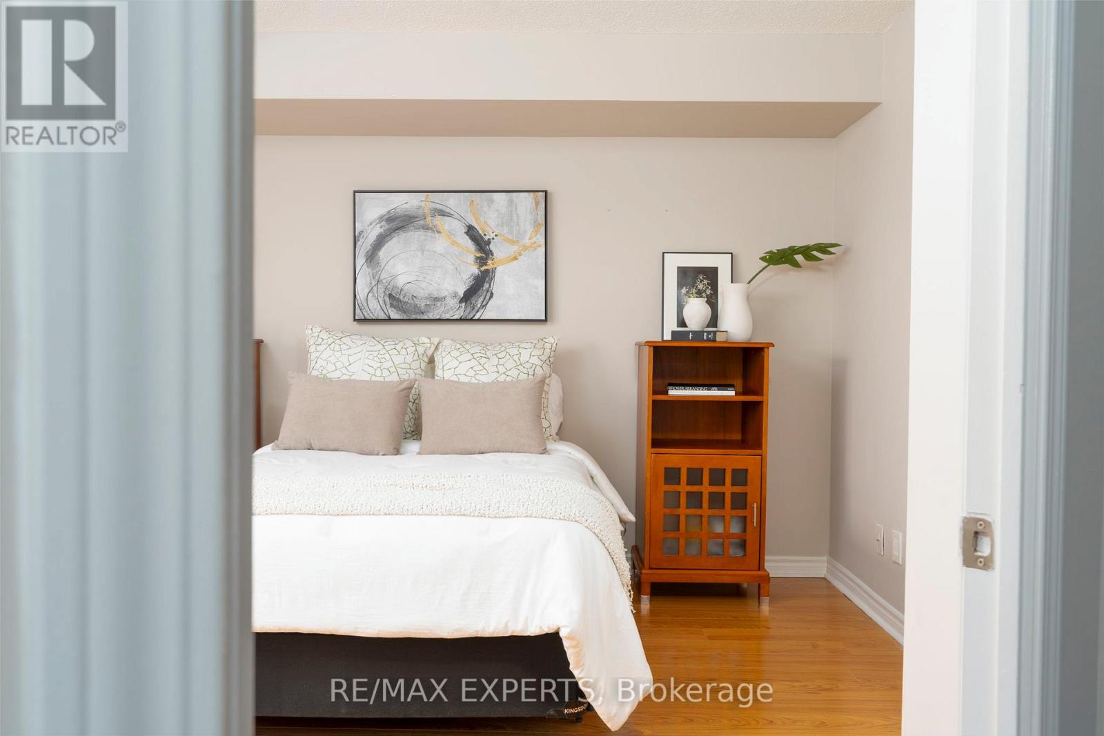 212 - 8026 Kipling Avenue, Vaughan, Ontario  L4L 2A1 - Photo 16 - N12942818