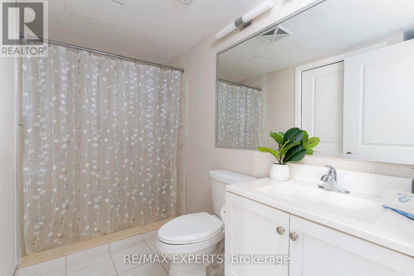 212 - 8026 Kipling Avenue, Vaughan, Ontario  L4L 2A1 - Photo 17 - N12942818