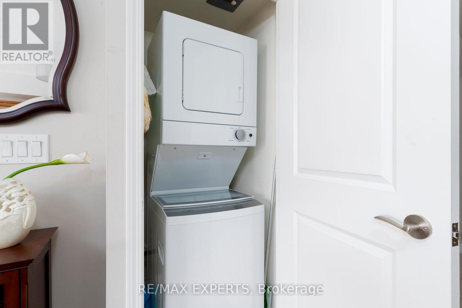 212 - 8026 Kipling Avenue, Vaughan, Ontario  L4L 2A1 - Photo 7 - N12942818