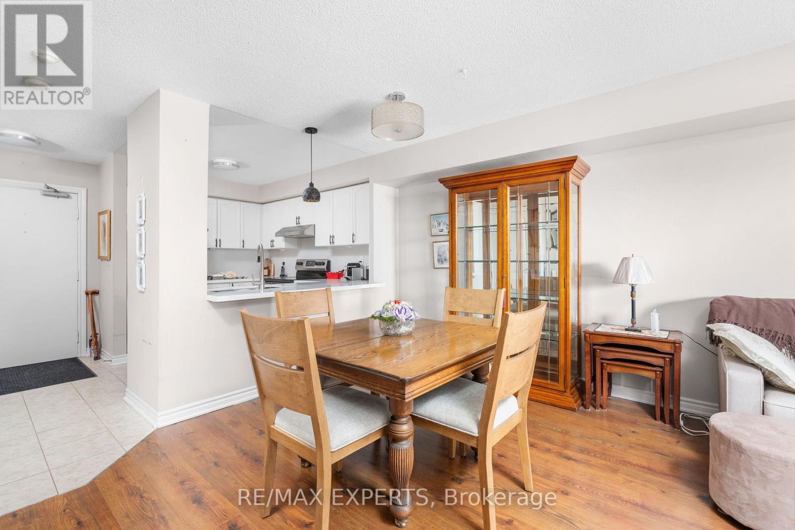 212 - 8026 Kipling Avenue, Vaughan, Ontario  L4L 2A1 - Photo 8 - N12942818