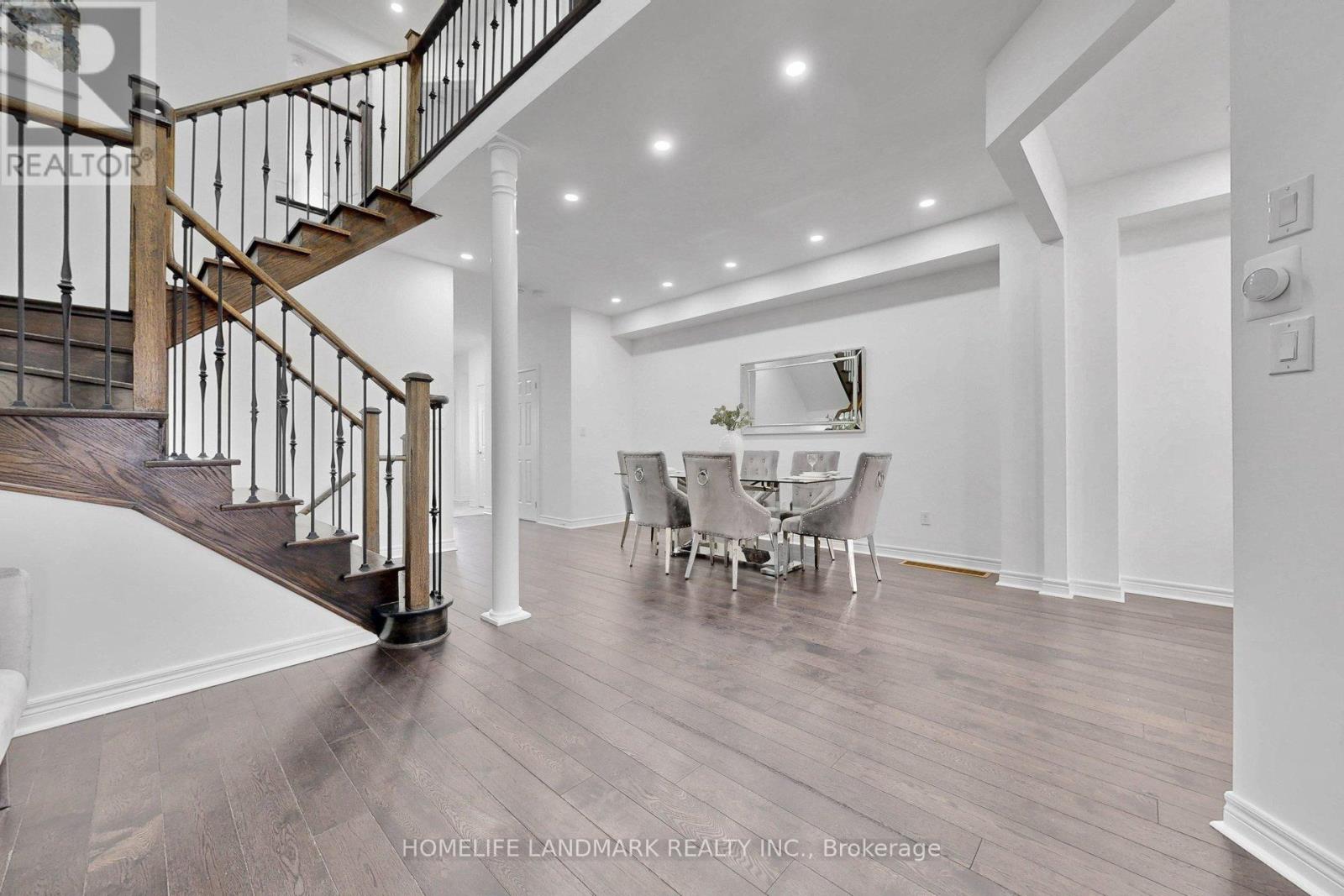 67 Drum Street, Whitchurch-Stouffville, Ontario  L4A 4N8 - Photo 13 - N12942844