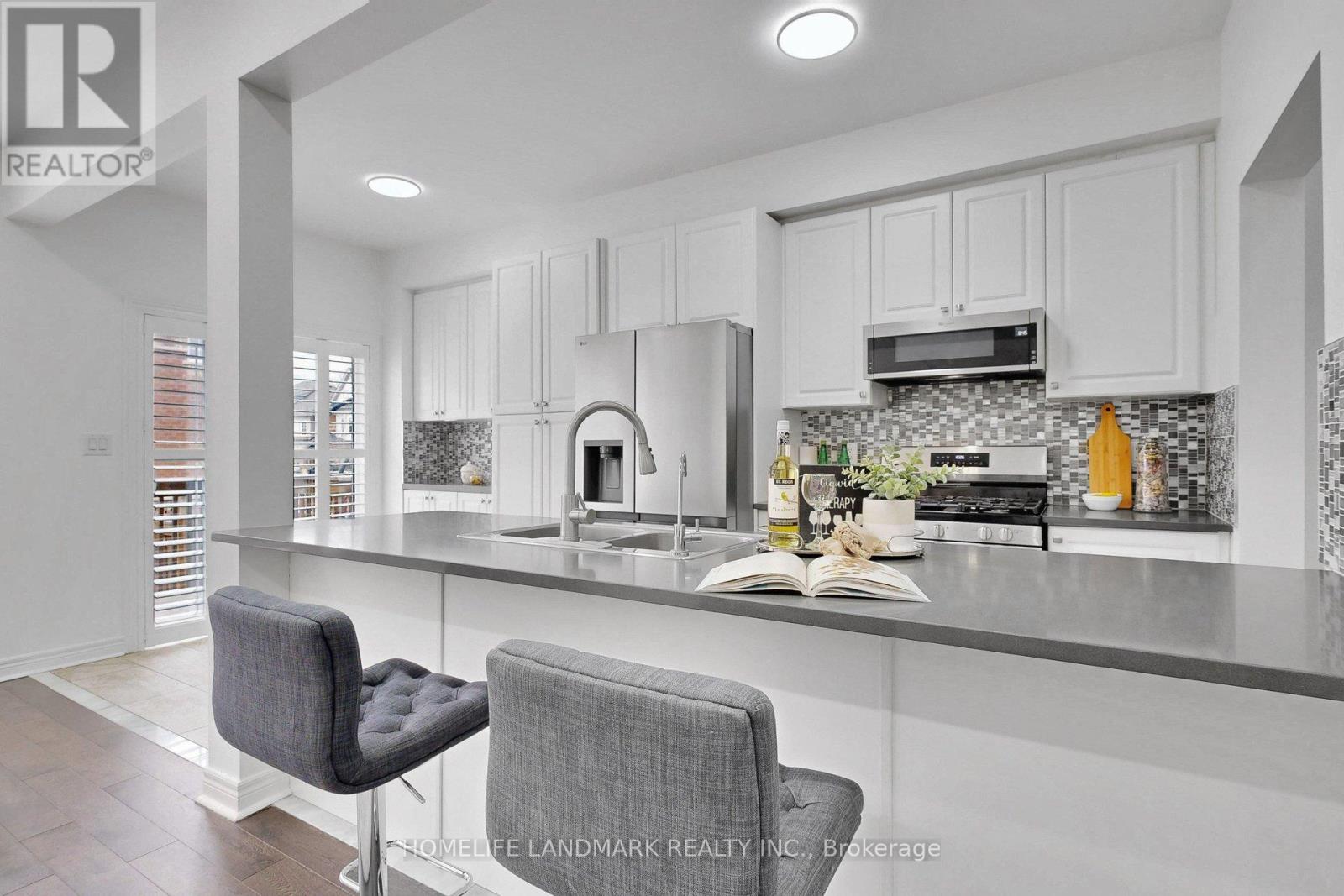 67 Drum Street, Whitchurch-Stouffville, Ontario  L4A 4N8 - Photo 18 - N12942844