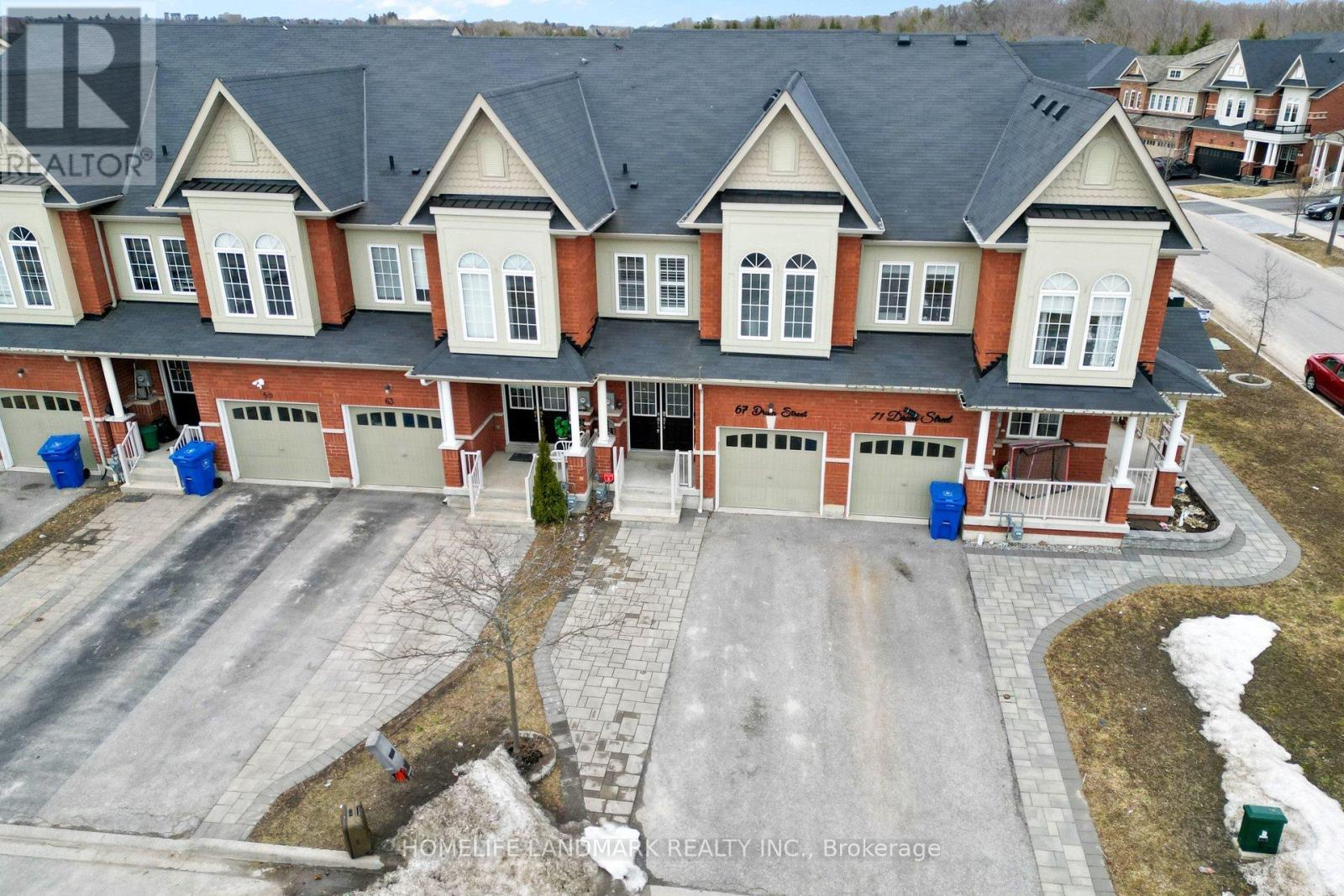 67 Drum Street, Whitchurch-Stouffville, Ontario  L4A 4N8 - Photo 3 - N12942844