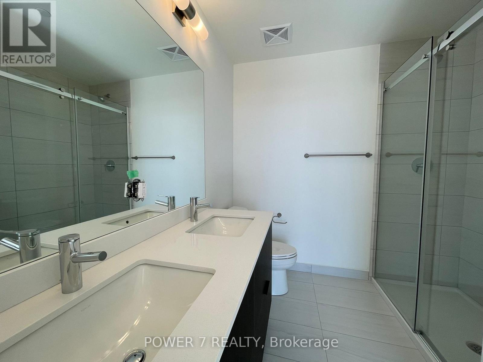 916 - 6 David Eyer Road, Richmond Hill, Ontario  L4S 0N5 - Photo 10 - N12942846