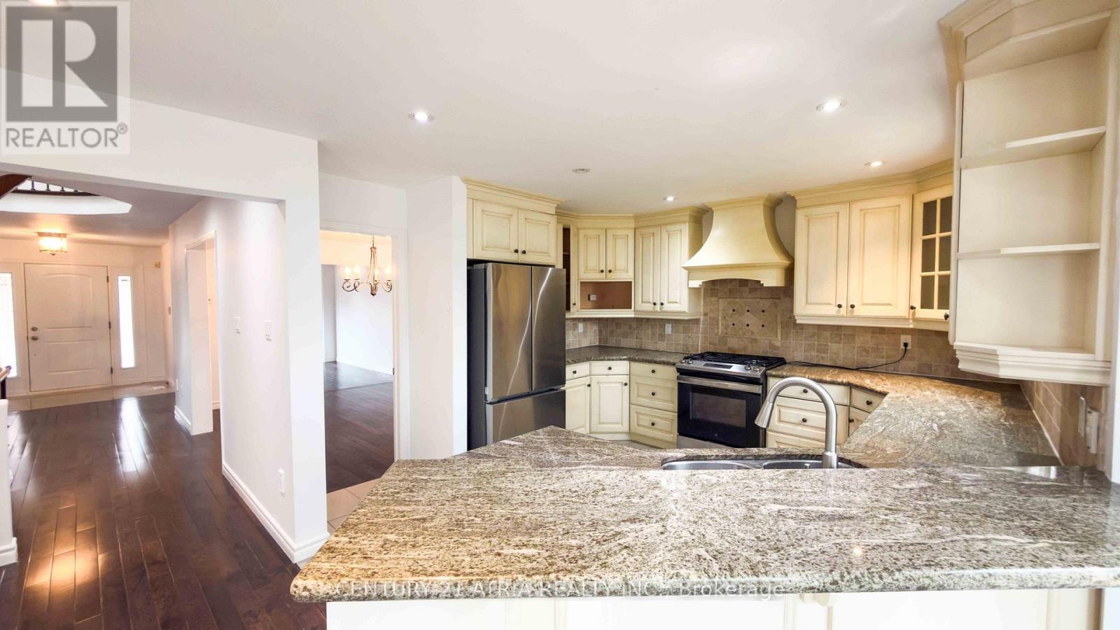 53 Conistan Road, Markham, Ontario  L3R 8K6 - Photo 15 - N12942862