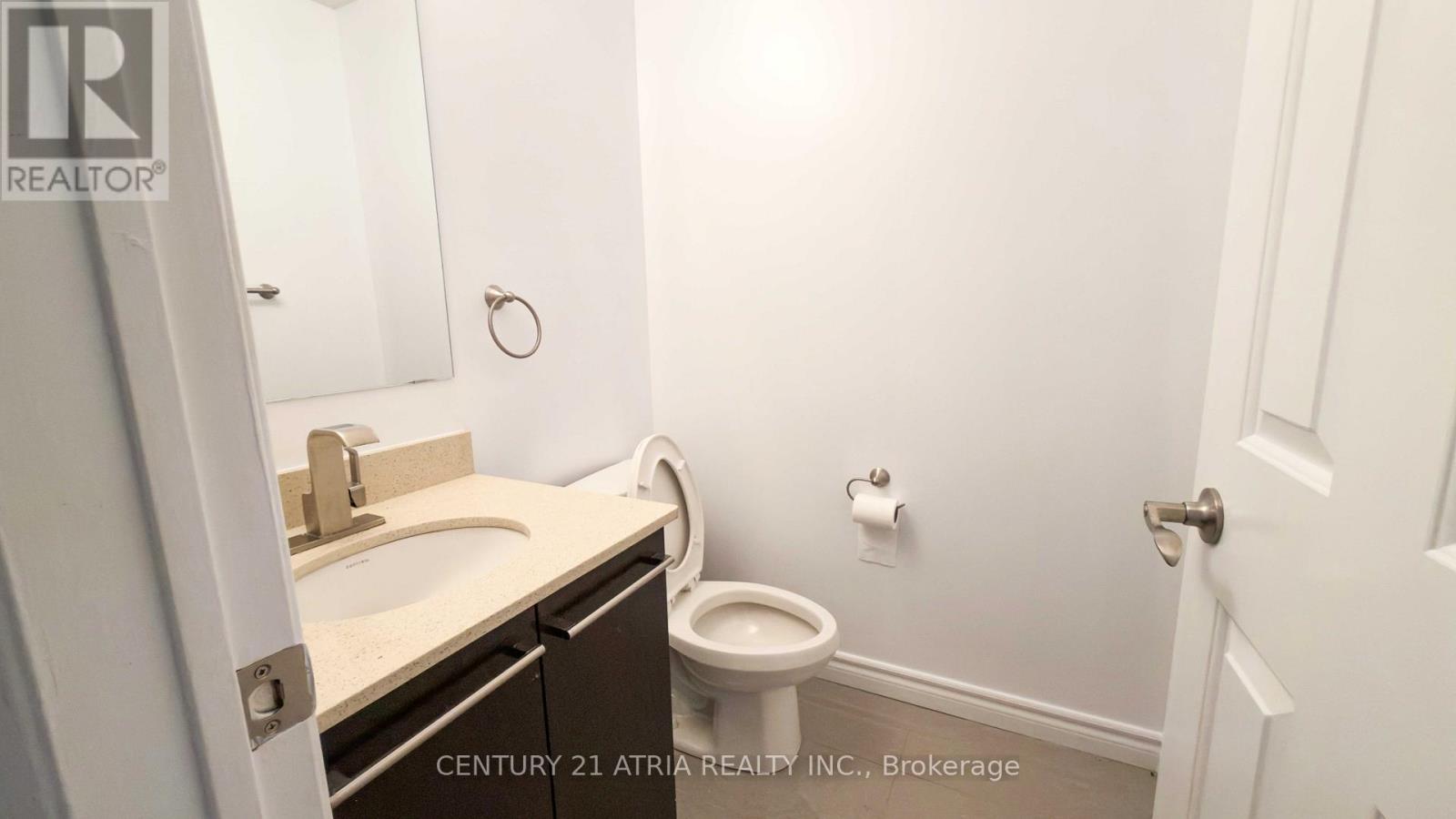 53 Conistan Road, Markham, Ontario  L3R 8K6 - Photo 5 - N12942862