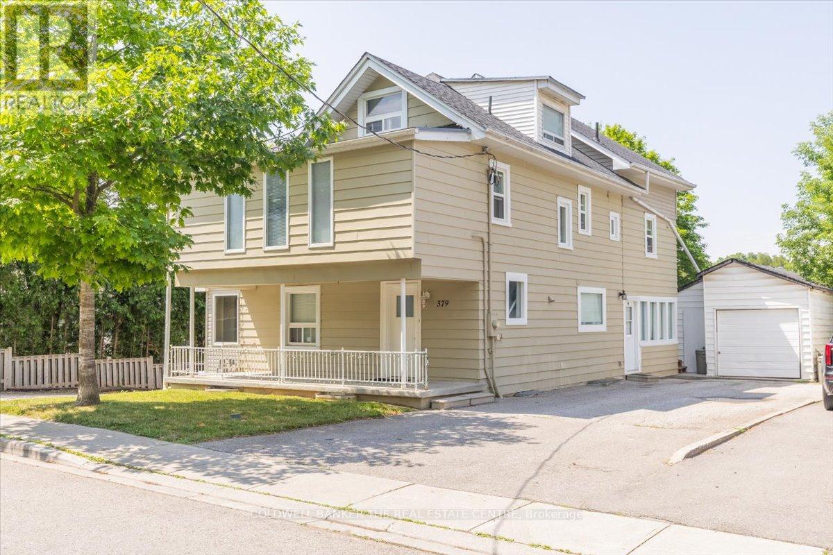 379 SIMCOE STREET, Newmarket, Ontario