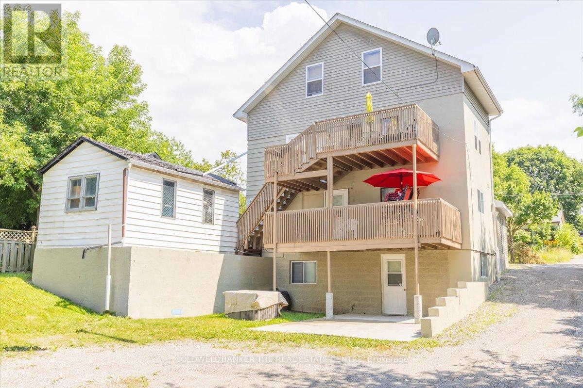 379 Simcoe Street, Newmarket, Ontario  L3Y 2M4 - Photo 9 - N12942904