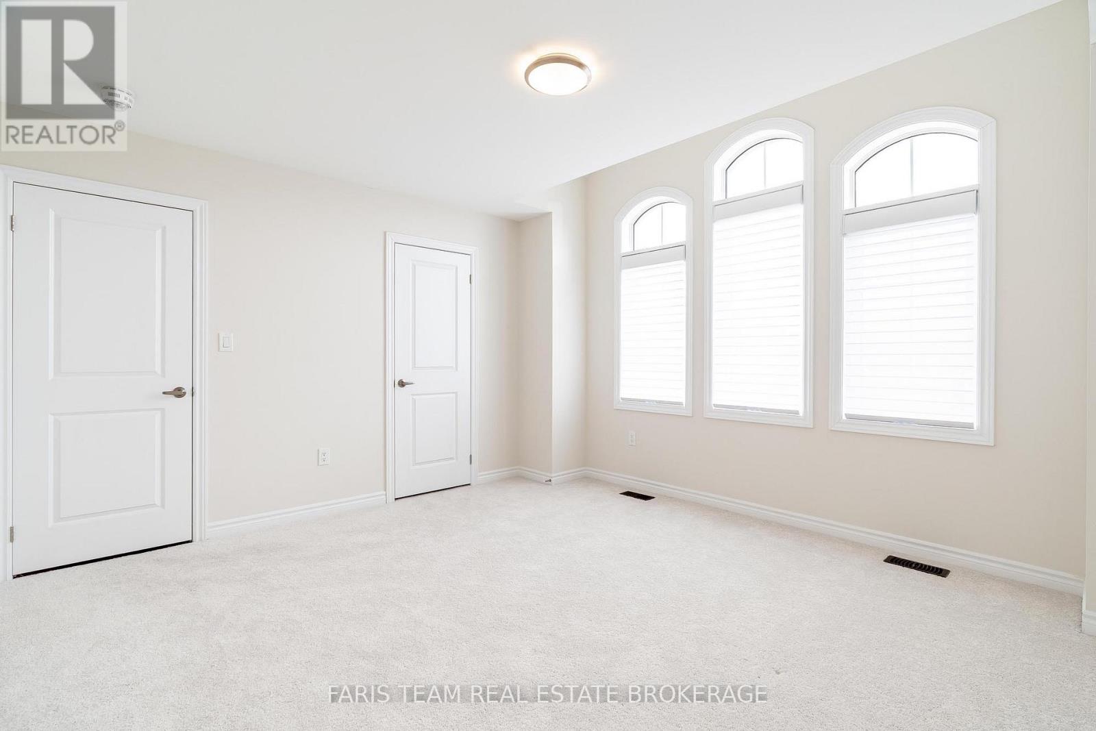 1559 Farrow Crescent, Innisfil, Ontario  L9S 0L6 - Photo 28 - N12942938