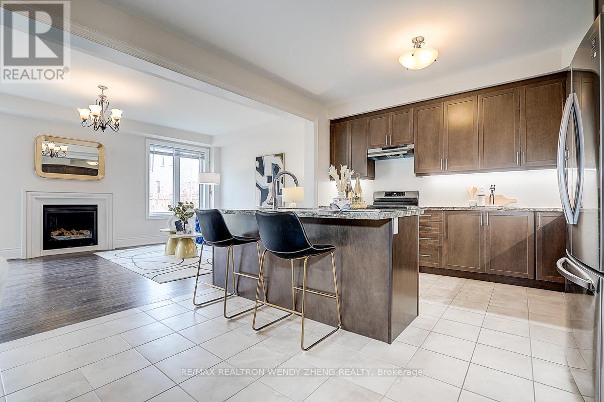 151 Silk Twist Drive, East Gwillimbury, Ontario  L9N 0V7 - Photo 13 - N12942980