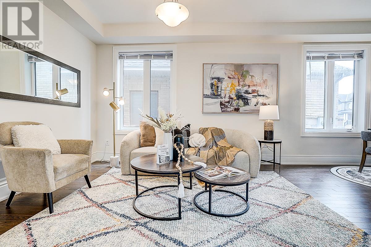 151 Silk Twist Drive, East Gwillimbury, Ontario  L9N 0V7 - Photo 5 - N12942980