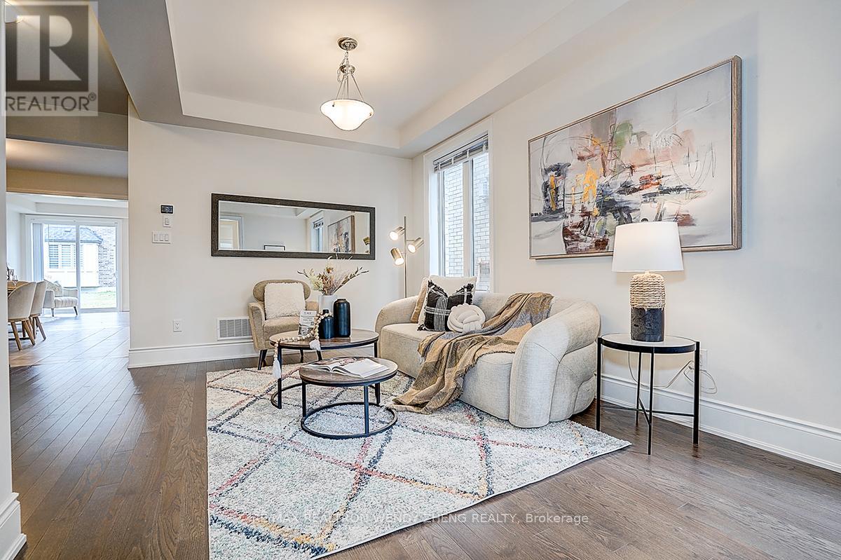 151 Silk Twist Drive, East Gwillimbury, Ontario  L9N 0V7 - Photo 8 - N12942980