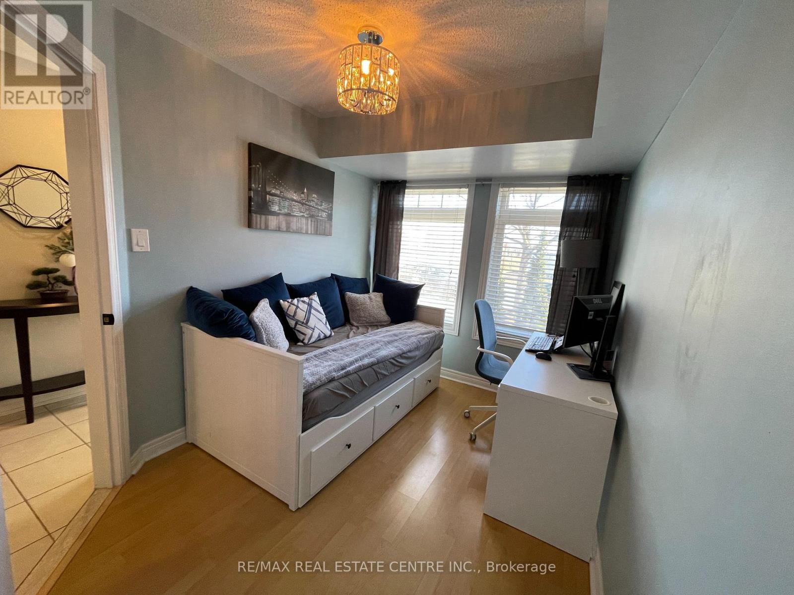 2779 Bur Oak Avenue, Markham, Ontario  L6B 1E2 - Photo 13 - N12942994