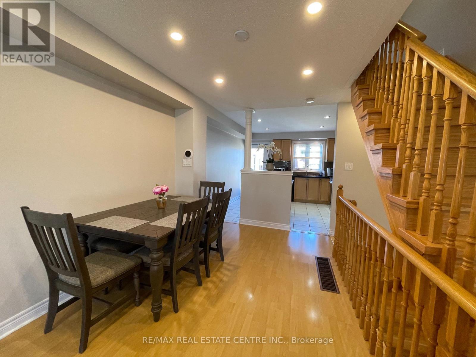 2779 Bur Oak Avenue, Markham, Ontario  L6B 1E2 - Photo 4 - N12942994