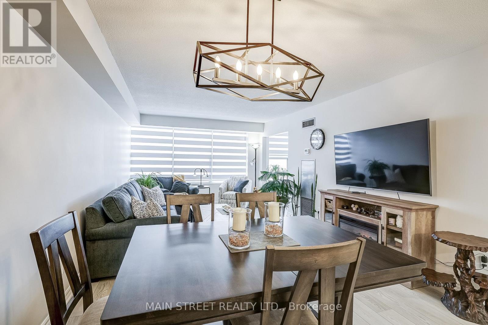 506 - 250 Davis Drive, Newmarket, Ontario  L3Y 7T7 - Photo 10 - N12943002