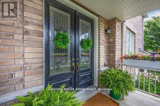 71 Cauthers Crescent, New Tecumseth, Ontario  L9R 0L2 - Photo 5 - N12943012