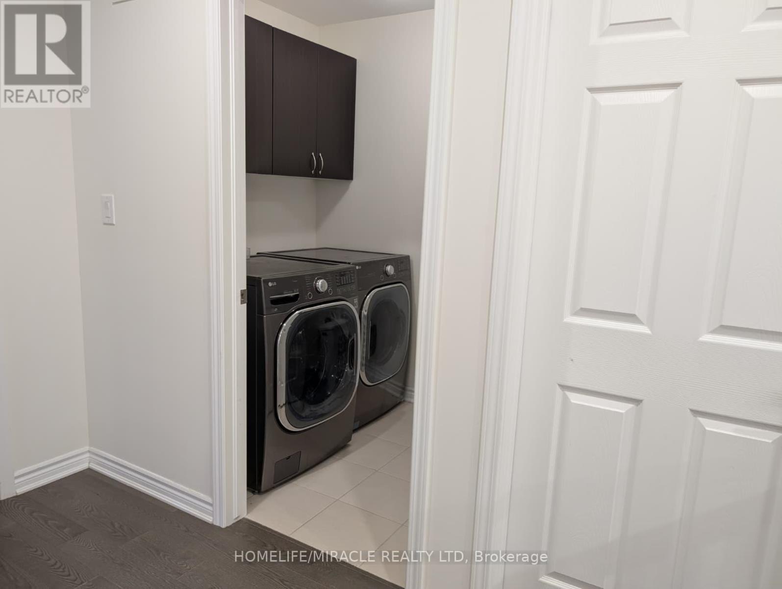 1 Windflower Wy, Whitby, Ontario  L1P 0H9 - Photo 6 - E12932096