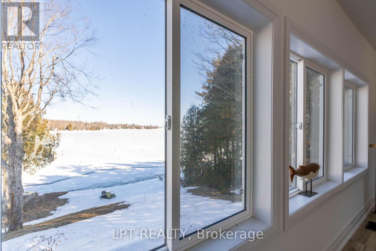 47 Moon Point Drive, Oro-Medonte, Ontario  L3V 0R8 - Photo 13 - S12942878