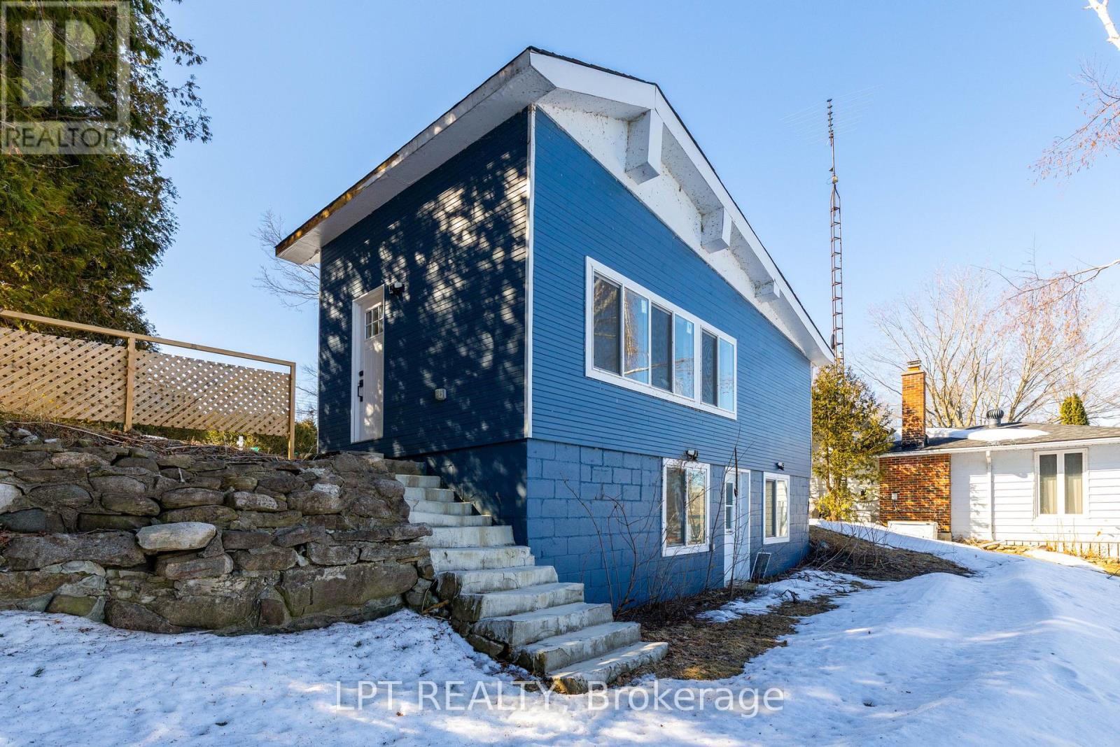 47 Moon Point Drive, Oro-Medonte, Ontario  L3V 0R8 - Photo 8 - S12942878